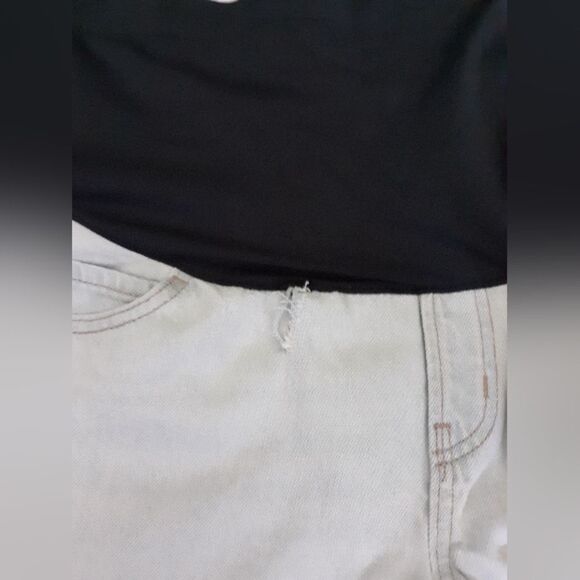 Old Navy light blue maternity jean shorts - Picture 3 of 5